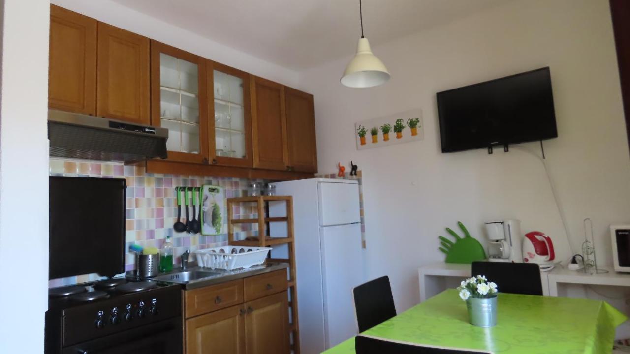 Apartments Kamelija Malinska Exterior foto